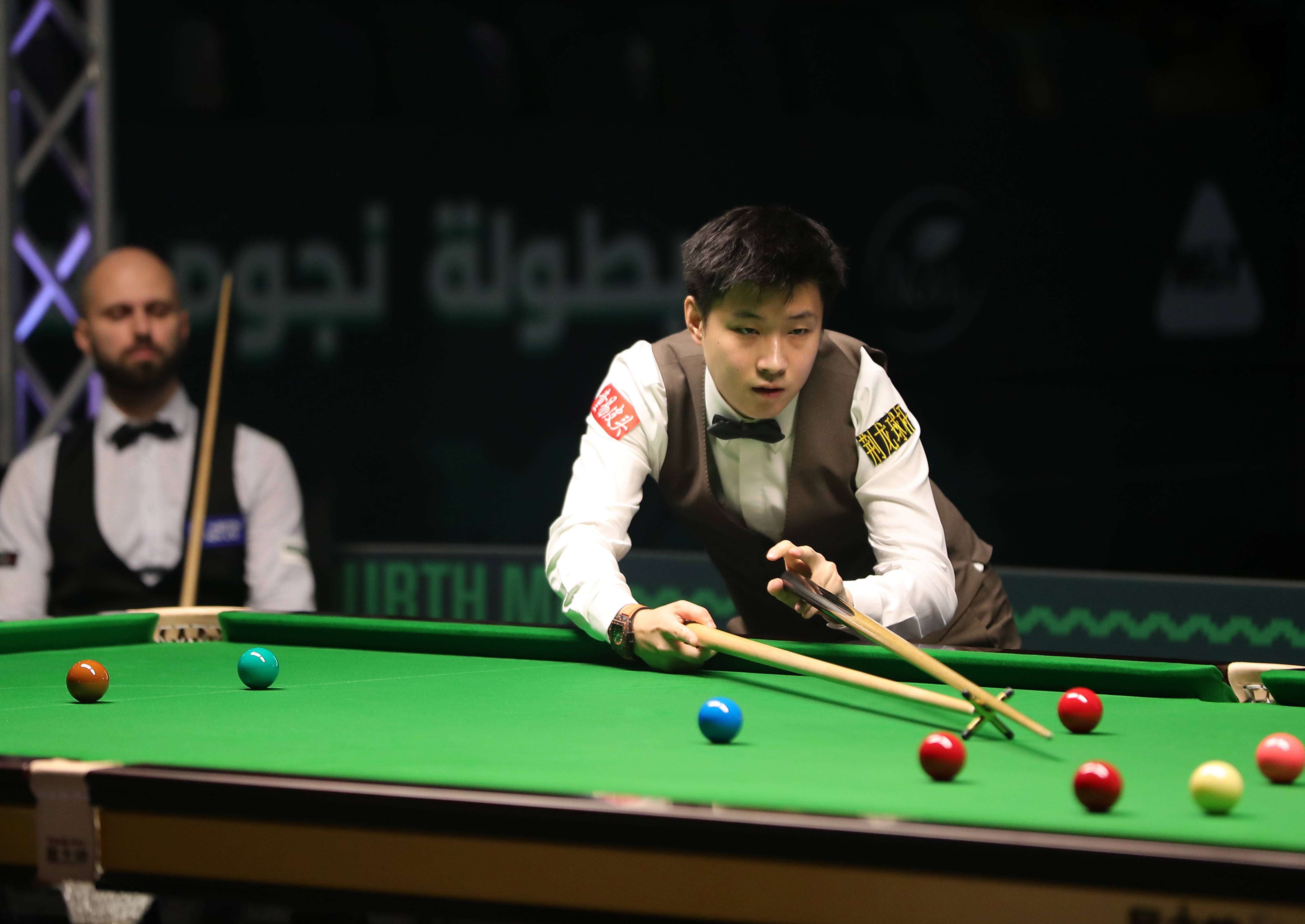 虽然身高与 虽然身高与