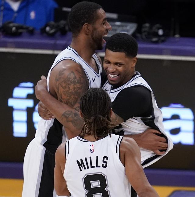 都令球迷为 都令球迷为