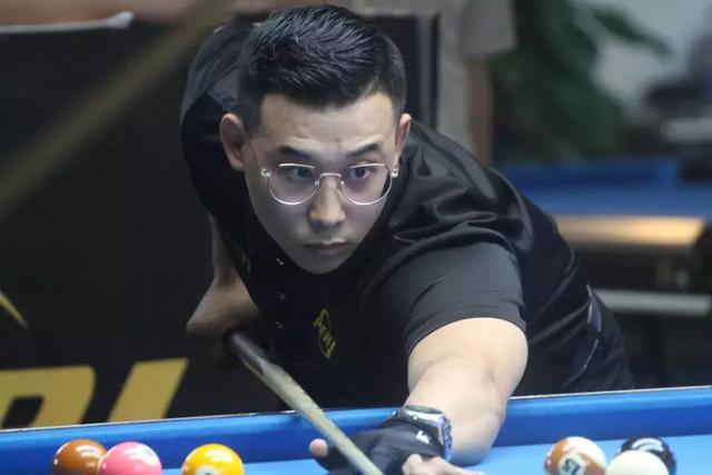 6岁的巴塞 6岁的巴塞